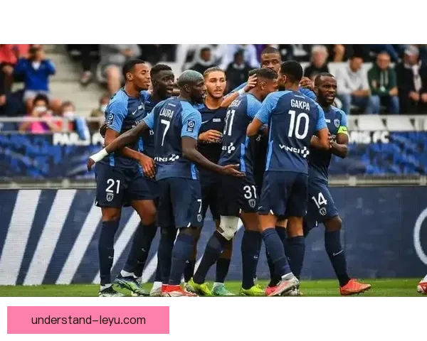 巴黎FC最新动态：新赛季阵容调整与青年才俊崭露锋芒