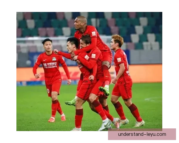 网坛最新动态：顶尖球员激烈对决引发球迷热议